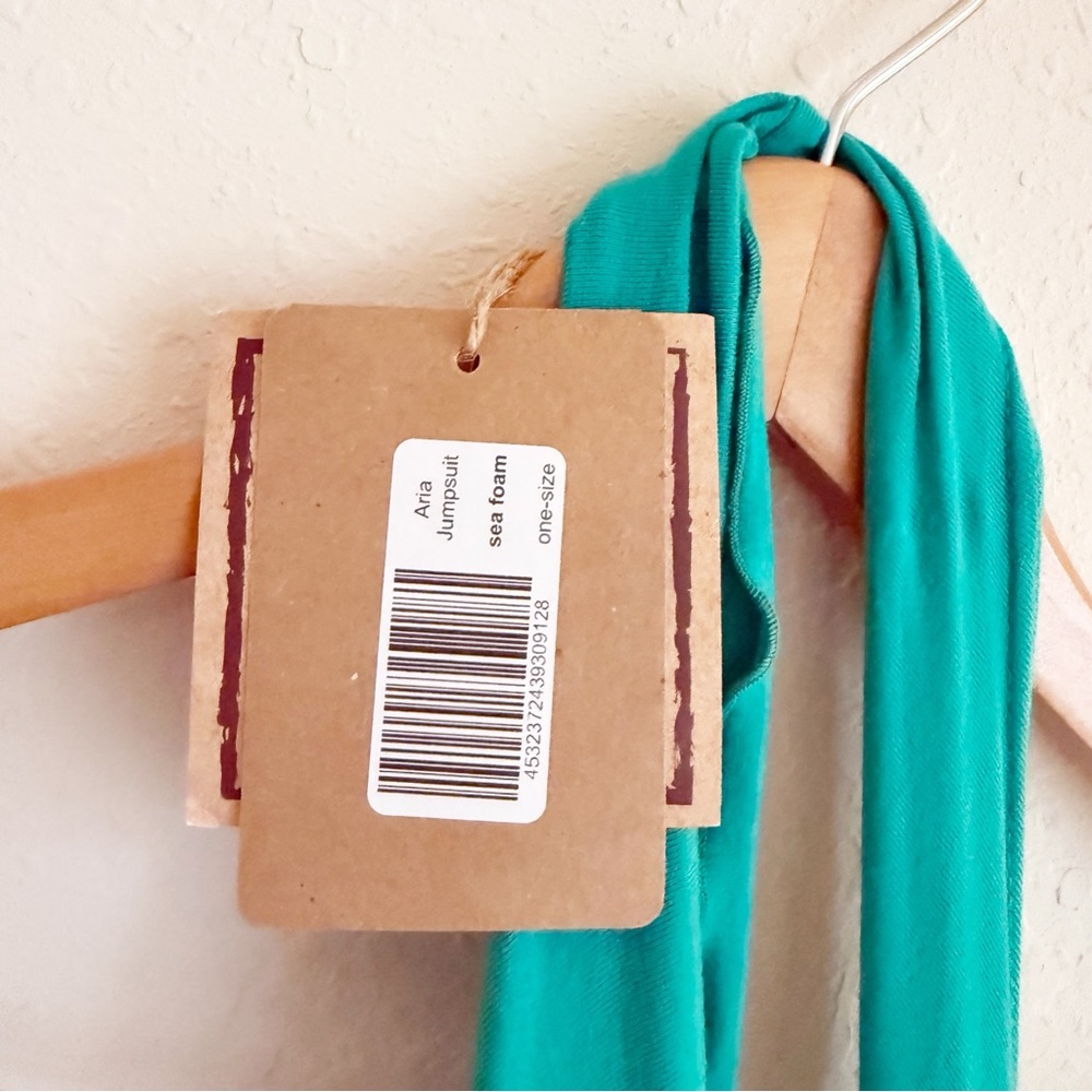 Aria Lattner Sea Foam Jumpuit One Size - Picture 5 of 8